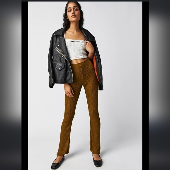 NWOT Free People Rosella Swit  Slim Flair Pants Mustard - Picture 1 of 7
